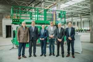 Benz Tooling feiert Richtfest für Neubauprojekt ONEnewBENZ