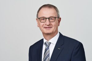 Dr._Wilfried_Schäfer,_Geschäftsführer_VDW_(Verein_Deutscher_Werkzeugmaschinenfabriken),_Frankfurt_am_Main